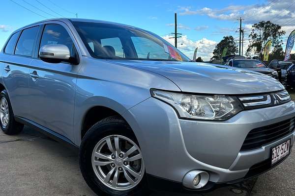 2013 Mitsubishi Outlander LS ZJ
