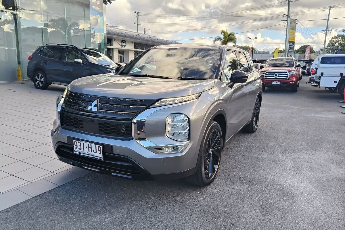 2023 Mitsubishi Outlander LS ZM