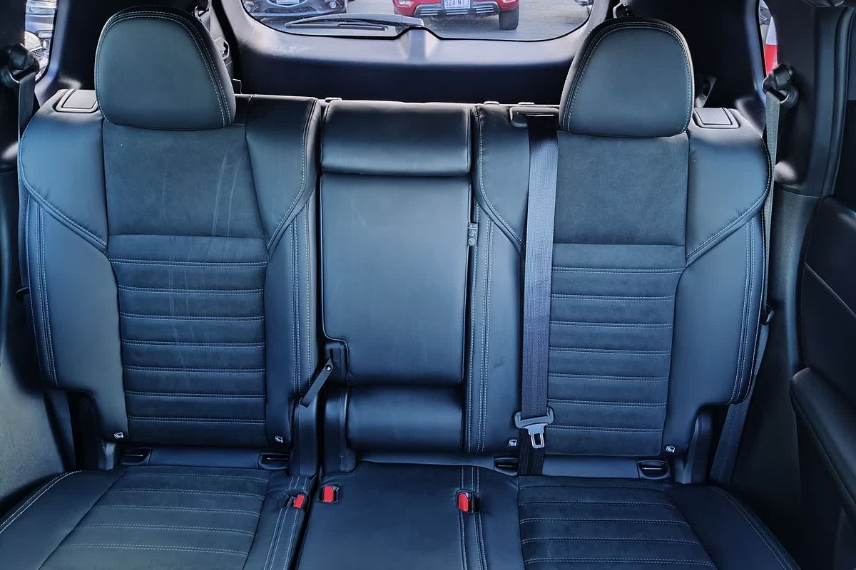 2023 Mitsubishi Outlander LS ZM