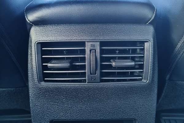 2023 Mitsubishi Outlander LS ZM