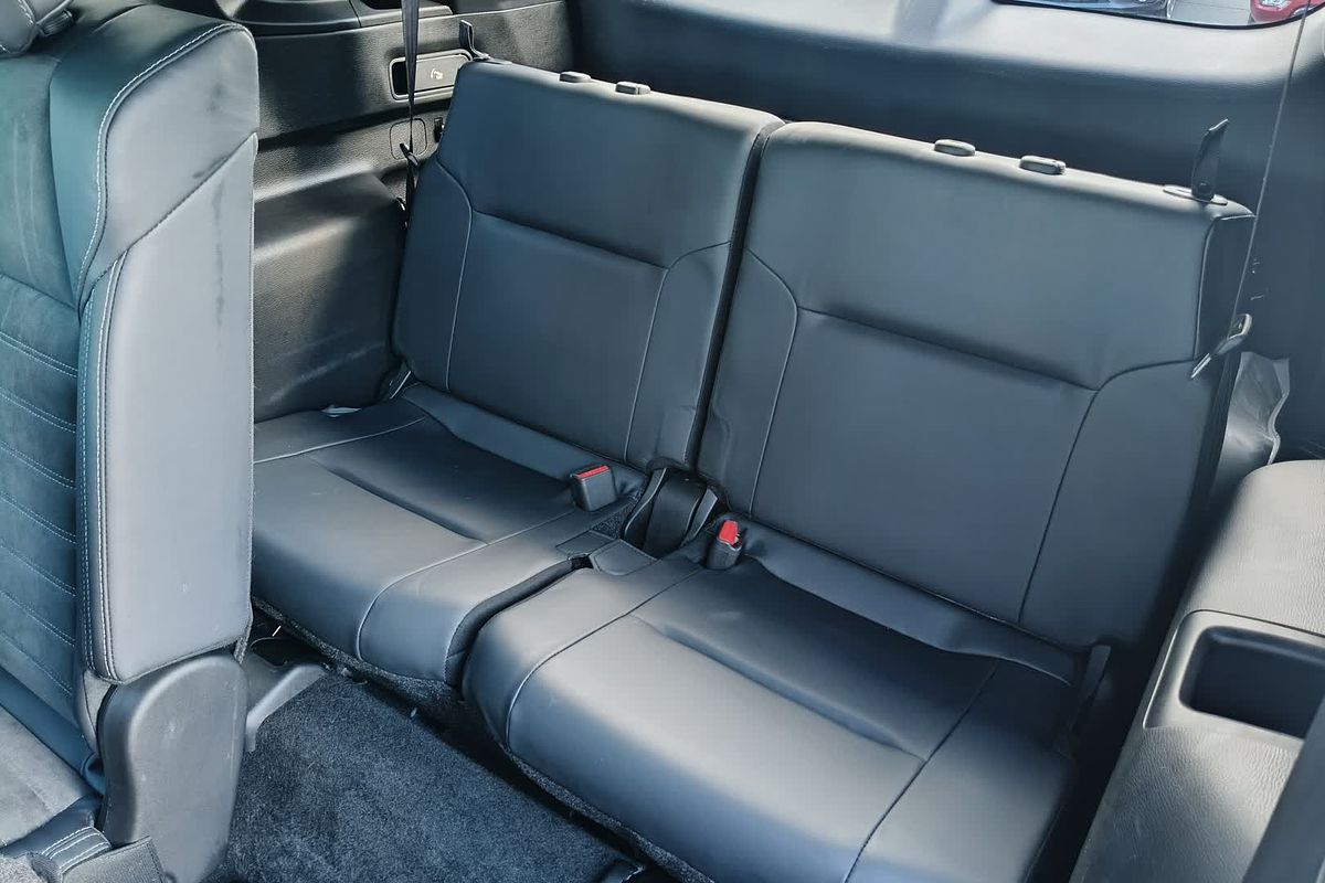 2023 Mitsubishi Outlander LS ZM