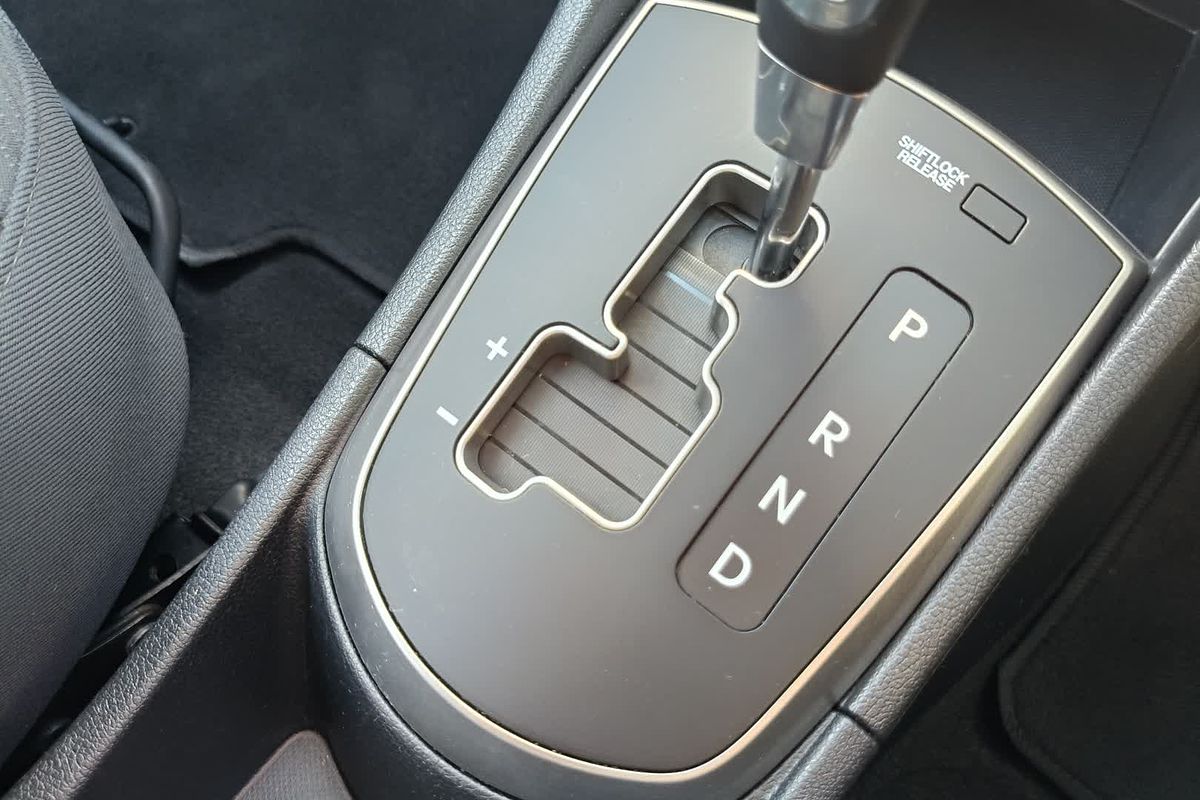2018 Hyundai Accent Sport RB6