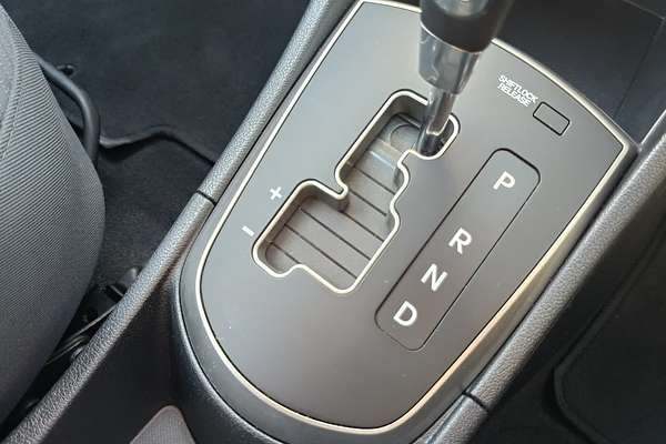 2018 Hyundai Accent Sport RB6