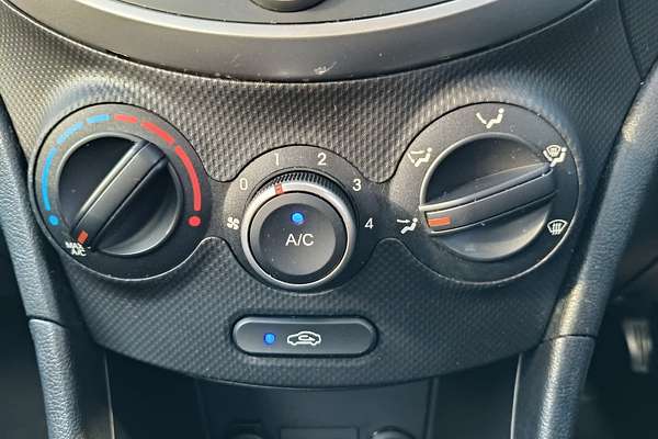 2018 Hyundai Accent Sport RB6