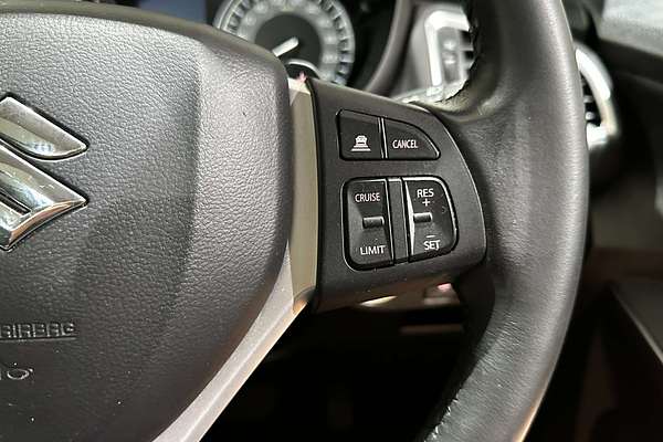 2022 Suzuki S-Cross ALLGRIP Prestige JYB