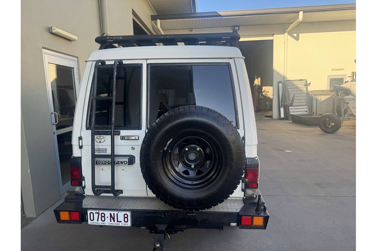 2010 Toyota Landcruiser WORKMATE TROOPCARRIE VDJ78R MY10