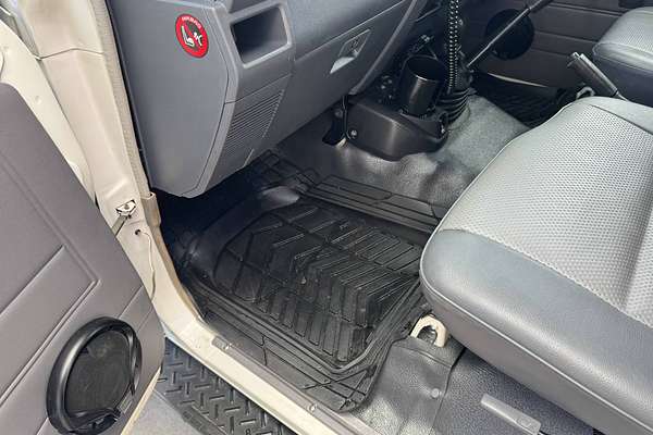 2010 Toyota Landcruiser WORKMATE TROOPCARRIE VDJ78R MY10
