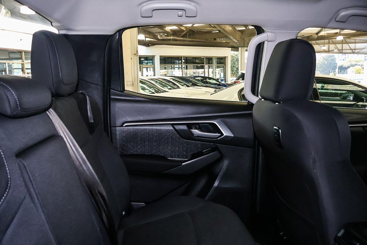 2024 Isuzu D-MAX LS-M 4X4