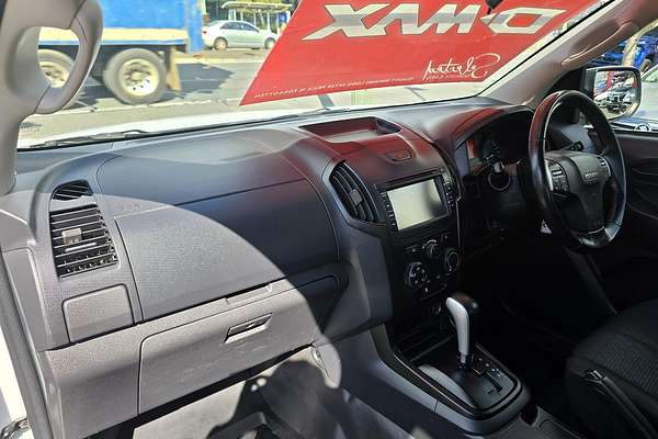 2019 Isuzu D-MAX SX High Ride Rear Wheel Drive