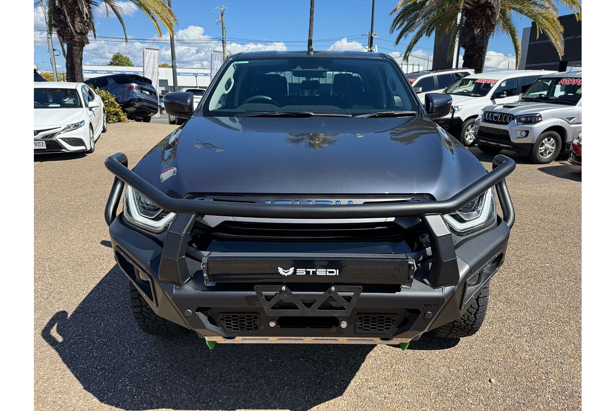 2023 Isuzu D-MAX LS-M  4X4