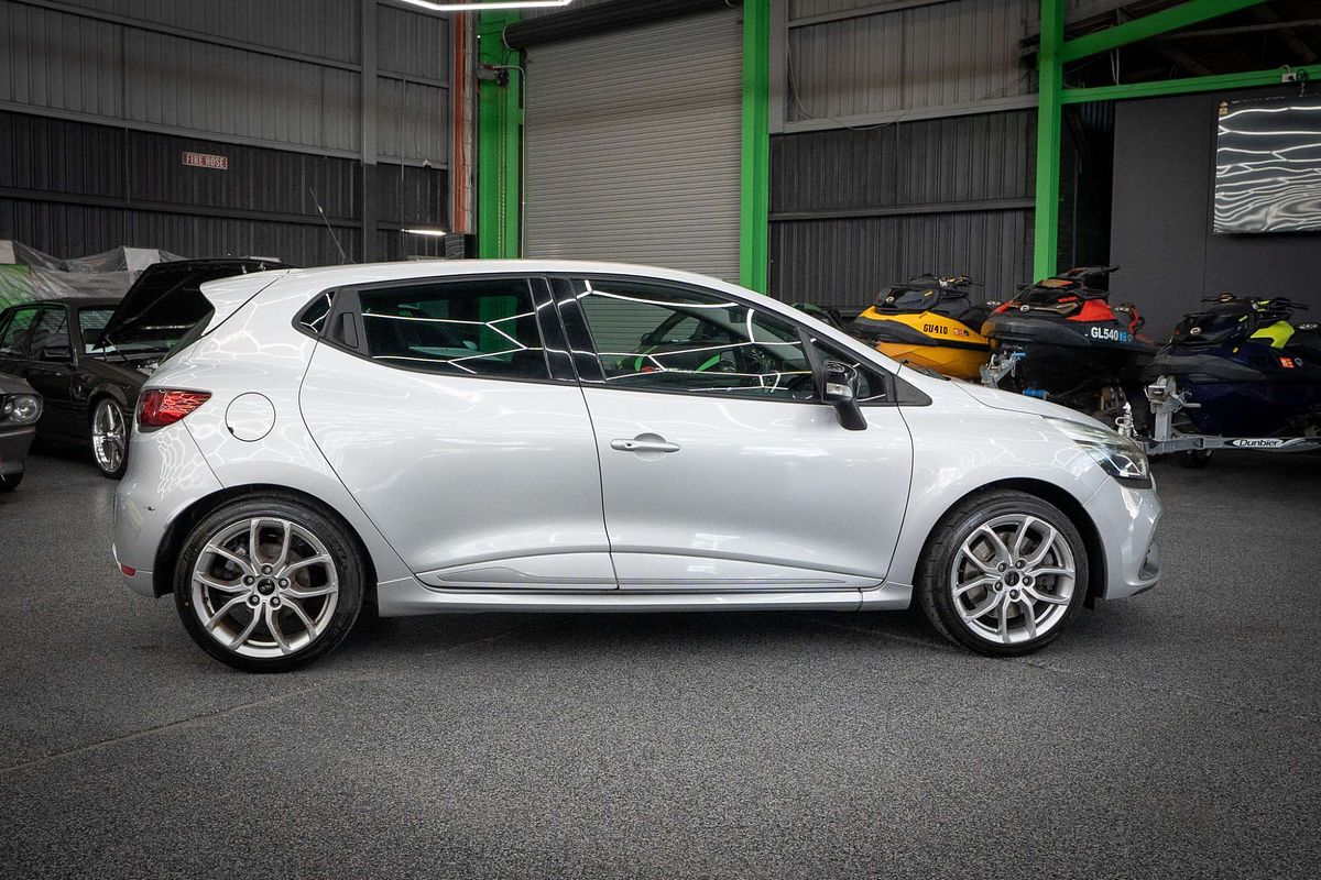 2015 Renault Clio R.S. 200 Cup IV B98