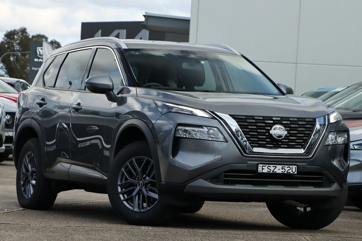 2024 Nissan X-TRAIL ST T33