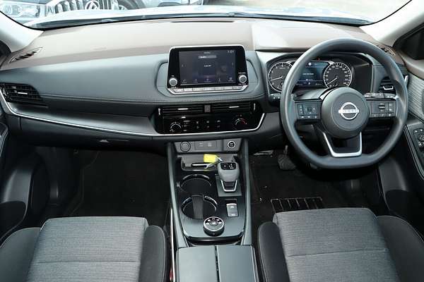 2024 Nissan X-TRAIL ST T33