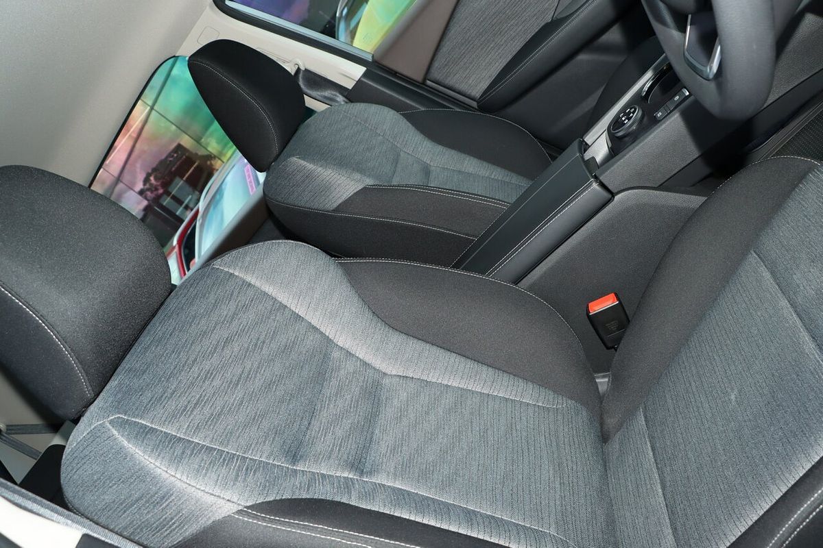 2024 Nissan X-TRAIL ST T33
