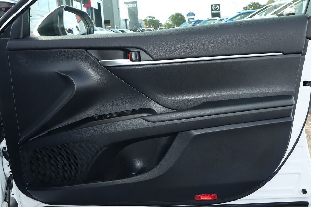 2024 Toyota Camry Ascent AXVH70R
