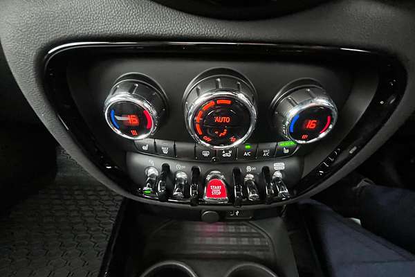 2021 MINI Clubman Cooper S MINI Yours F54 LCI