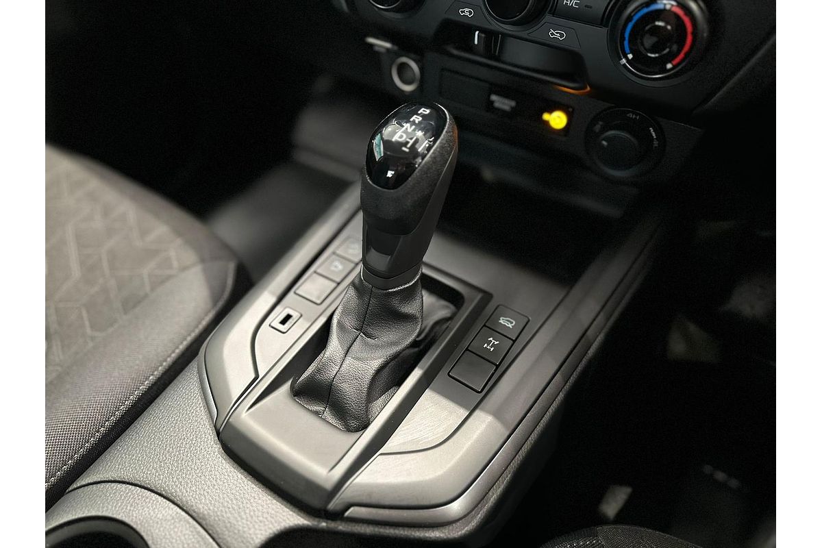 2025 Isuzu D-MAX LS-M 4X4