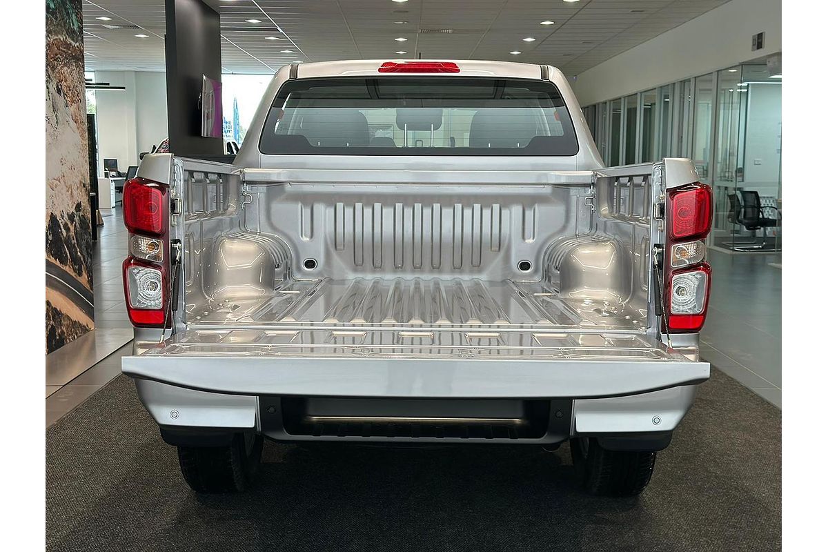 2025 Isuzu D-MAX LS-M 4X4