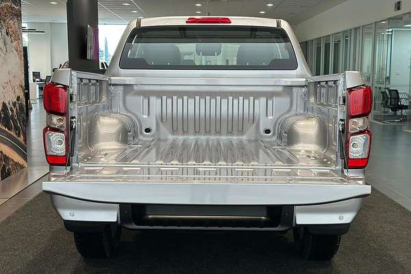 2025 Isuzu D-MAX LS-M 4X4