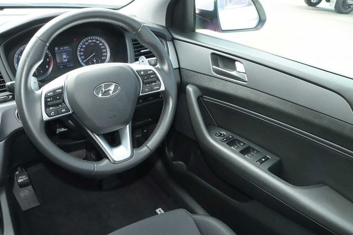 2018 Hyundai Sonata Active LF4