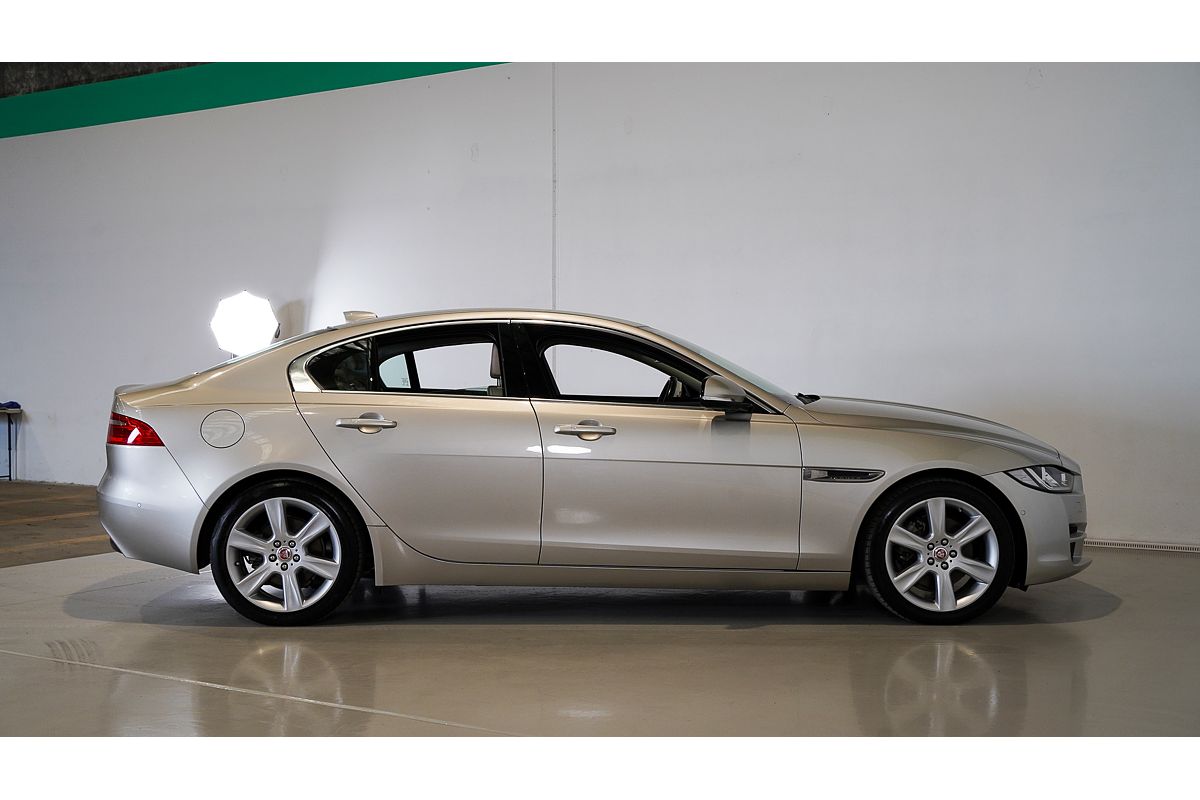 2016 Jaguar XE 20d Prestige X760