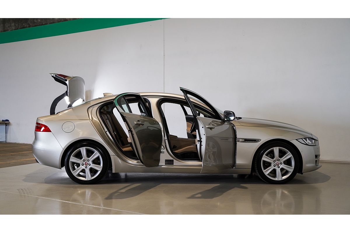 2016 Jaguar XE 20d Prestige X760
