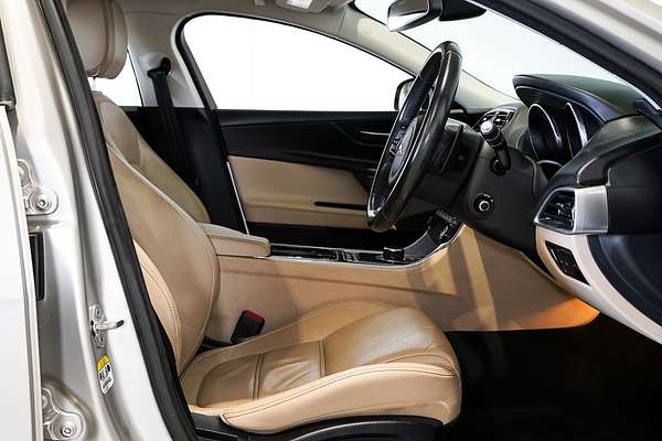 2016 Jaguar XE 20d Prestige X760