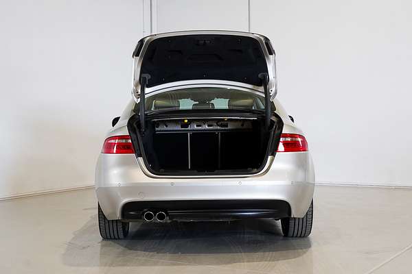 2016 Jaguar XE 20d Prestige X760