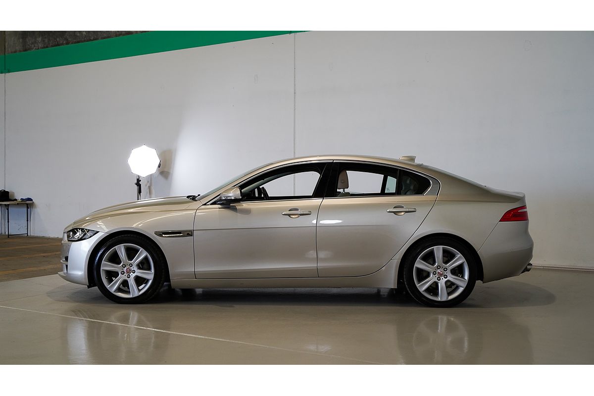 2016 Jaguar XE 20d Prestige X760