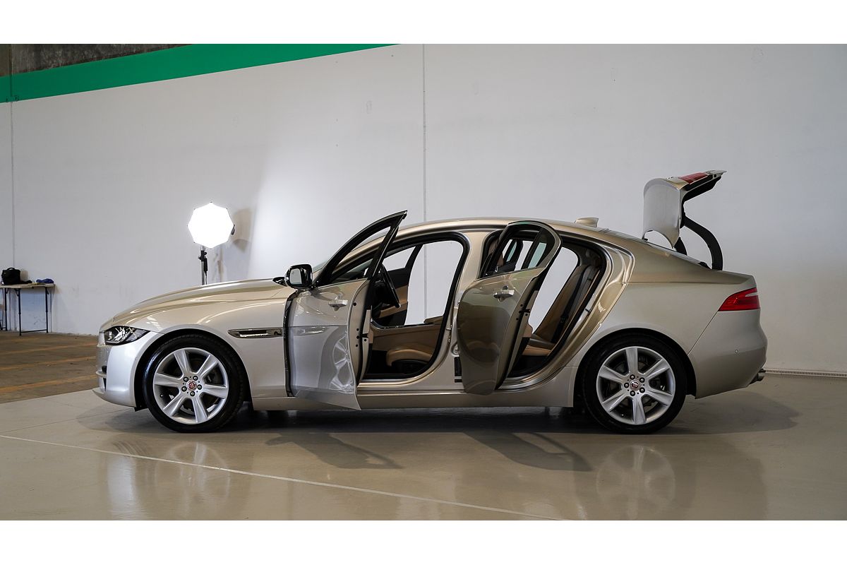 2016 Jaguar XE 20d Prestige X760