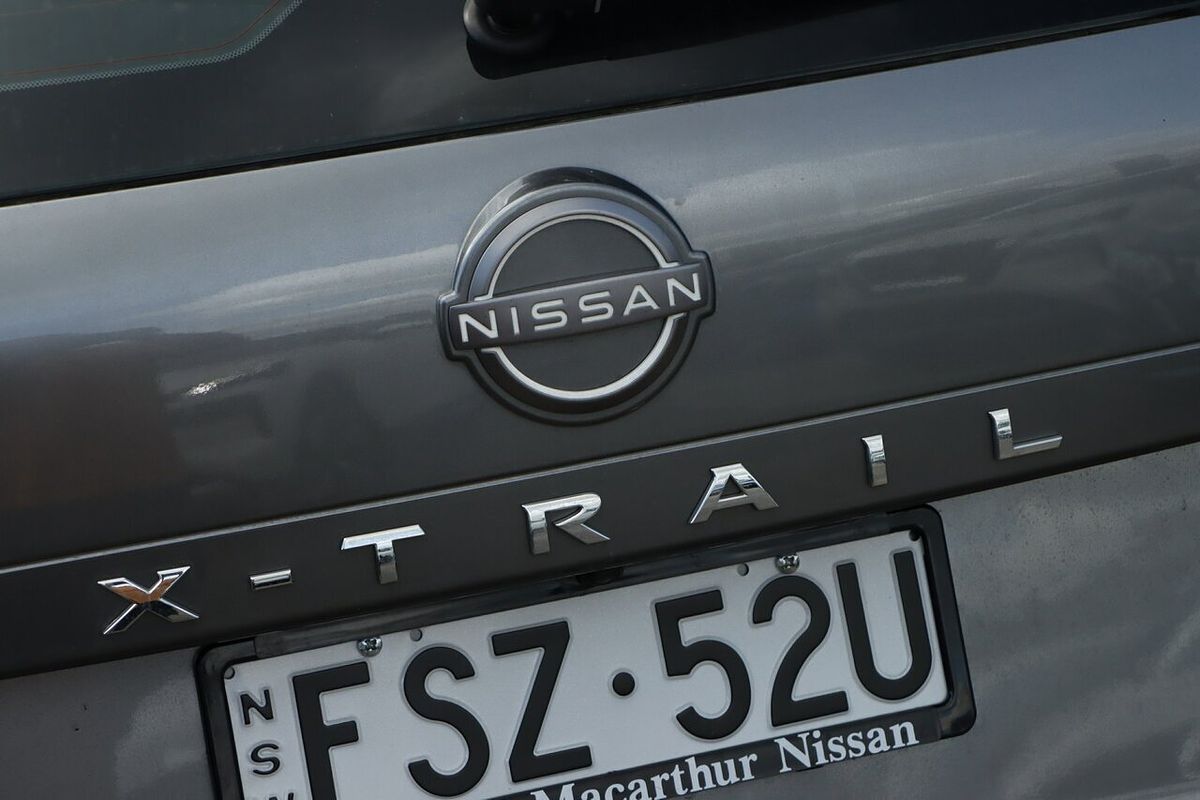 2024 Nissan X-TRAIL ST T33