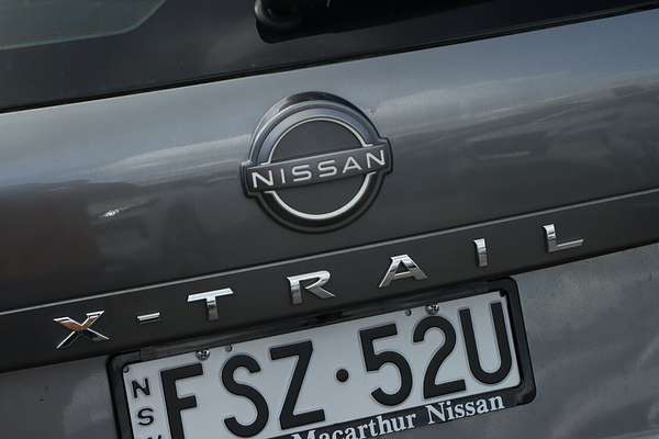 2024 Nissan X-TRAIL ST T33