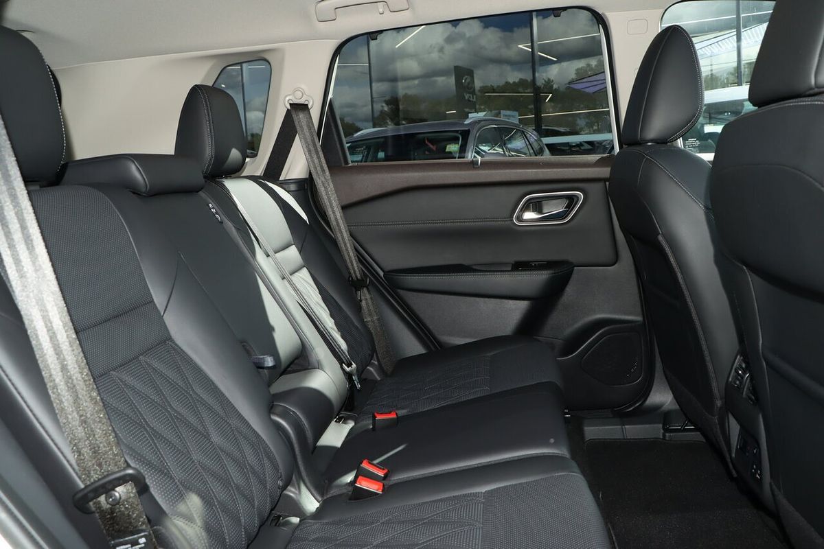 2024 Nissan X-TRAIL Ti-L T33