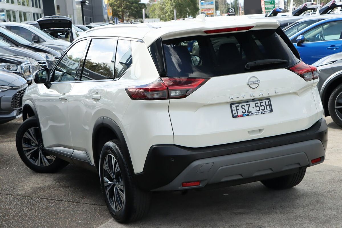 2024 Nissan X-TRAIL ST-L T33