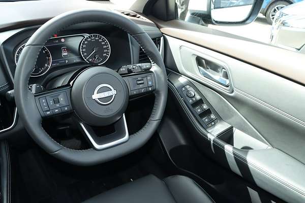2024 Nissan X-TRAIL ST-L T33