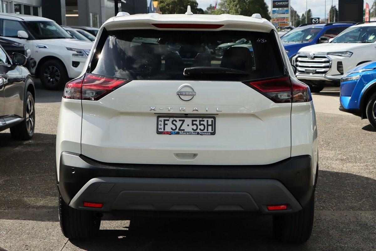 2024 Nissan X-TRAIL ST-L T33