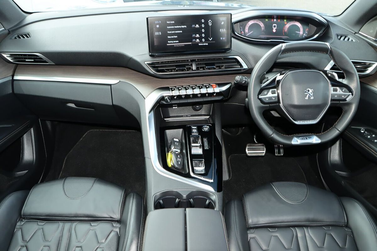 2023 Peugeot 3008 GT Sport P84