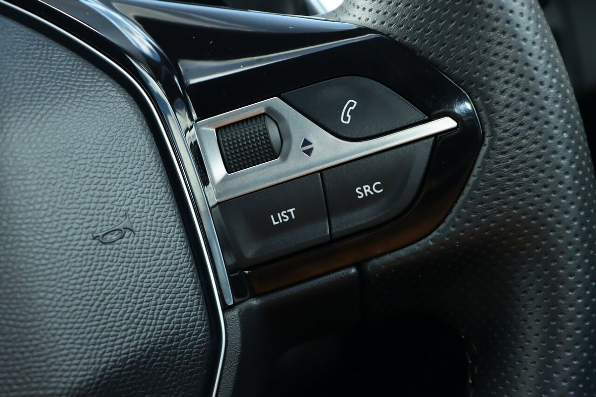 2023 Peugeot 3008 GT Sport P84