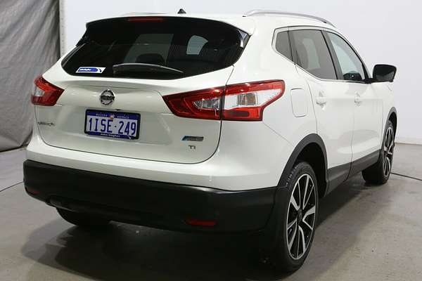 2015 Nissan QASHQAI Ti J11