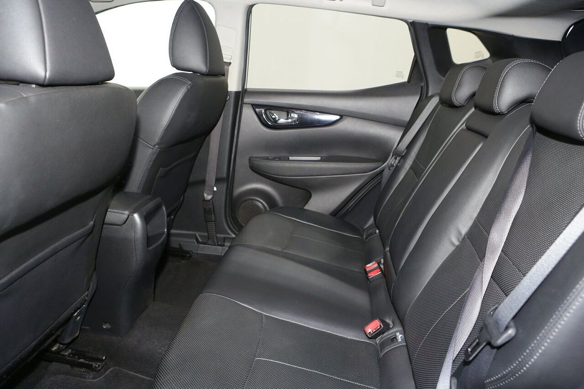 2015 Nissan QASHQAI Ti J11