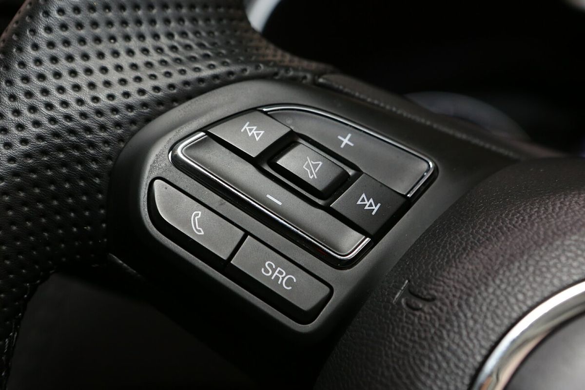 2024 MG ZS Excite AZS1