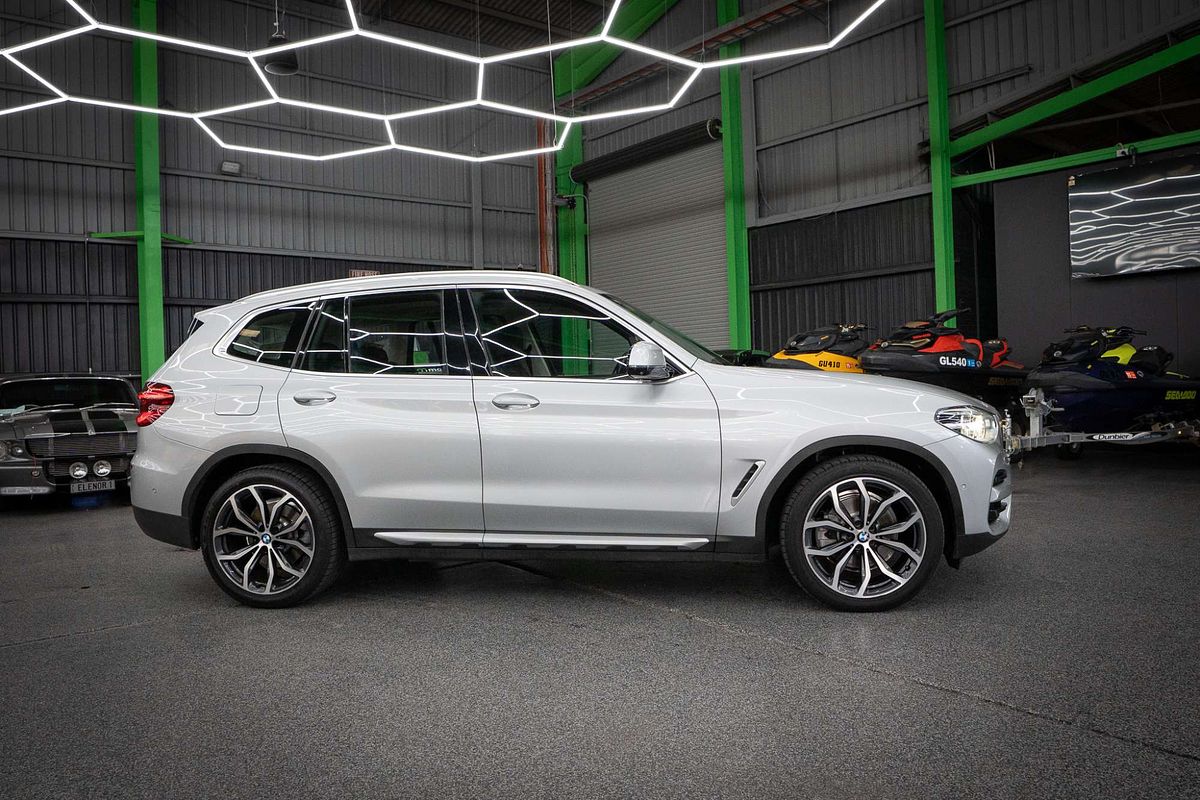 2018 BMW X3 xDrive30i G01