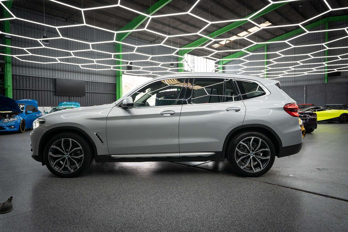 2018 BMW X3 xDrive30i G01