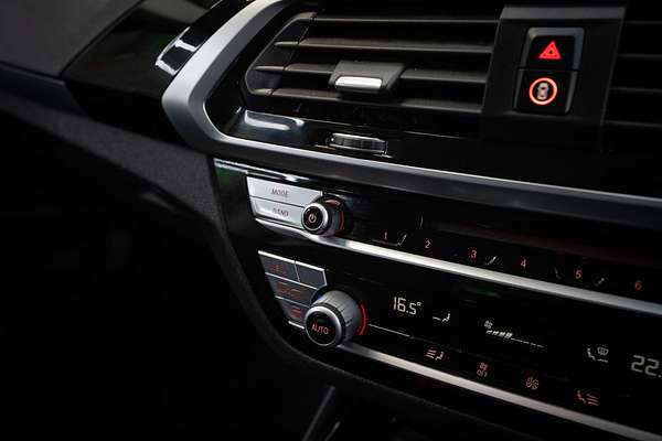 2018 BMW X3 xDrive30i G01