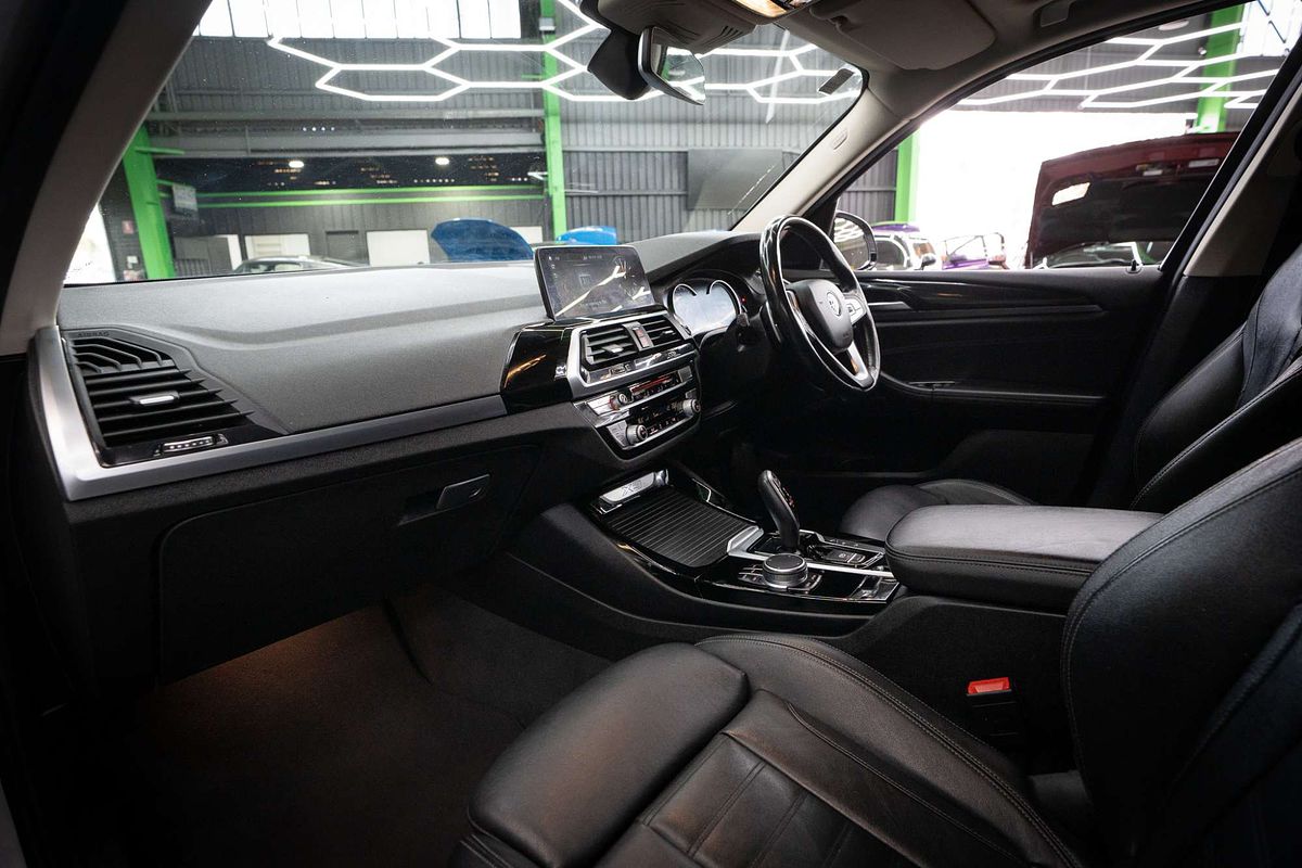 2018 BMW X3 xDrive30i G01