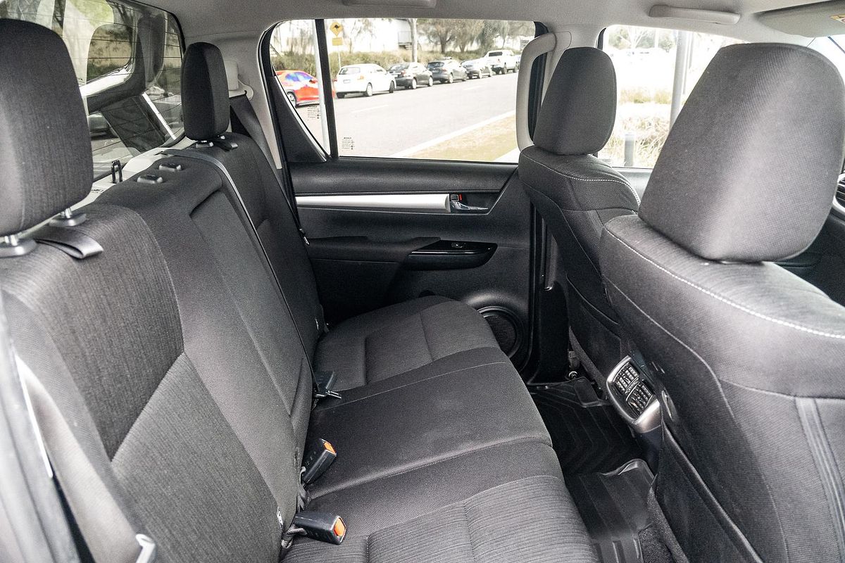 2022 Toyota Hilux SR5 GUN126R 4X4
