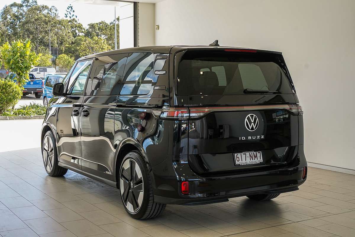 2025 Volkswagen ID. Buzz Pro BEV560 EB SWB