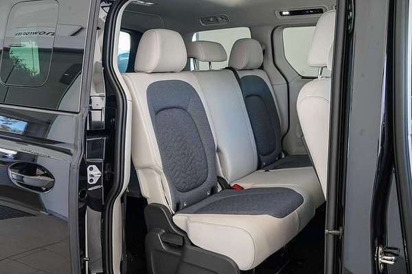 2025 Volkswagen ID. Buzz Pro BEV560 EB SWB