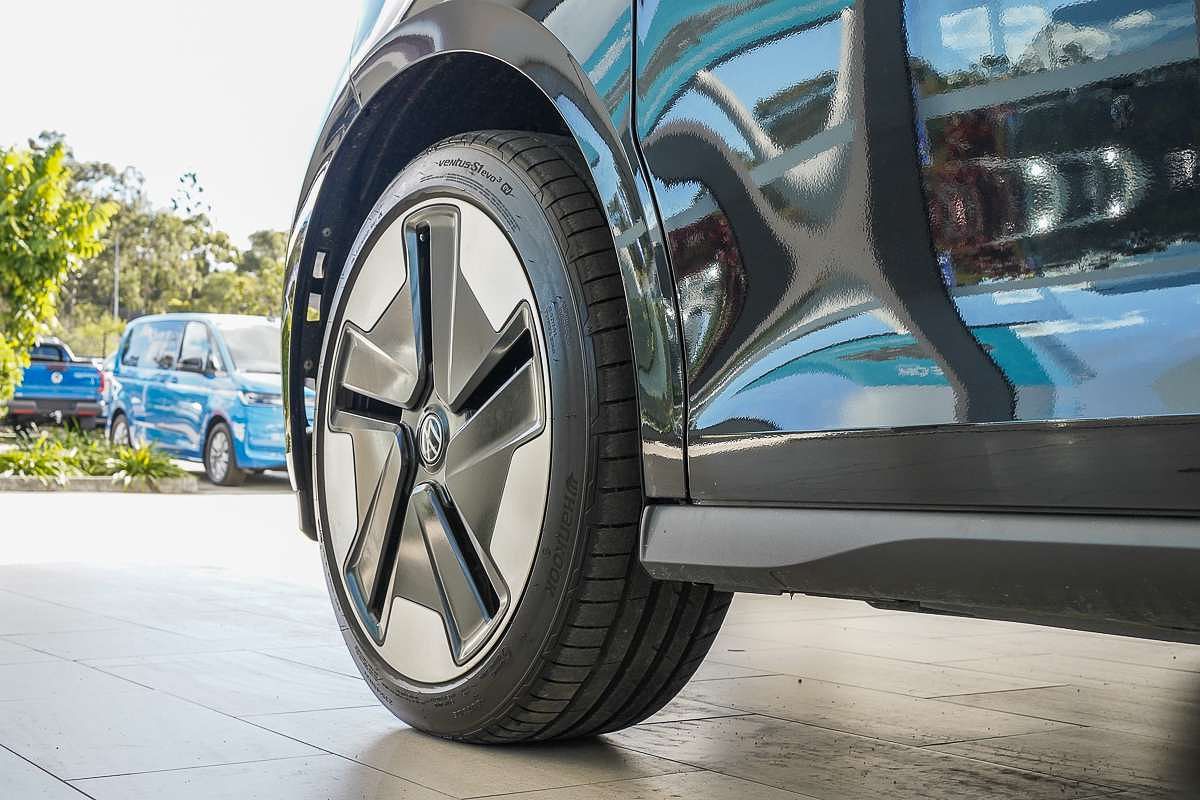 2025 Volkswagen ID. Buzz Pro BEV560 EB SWB