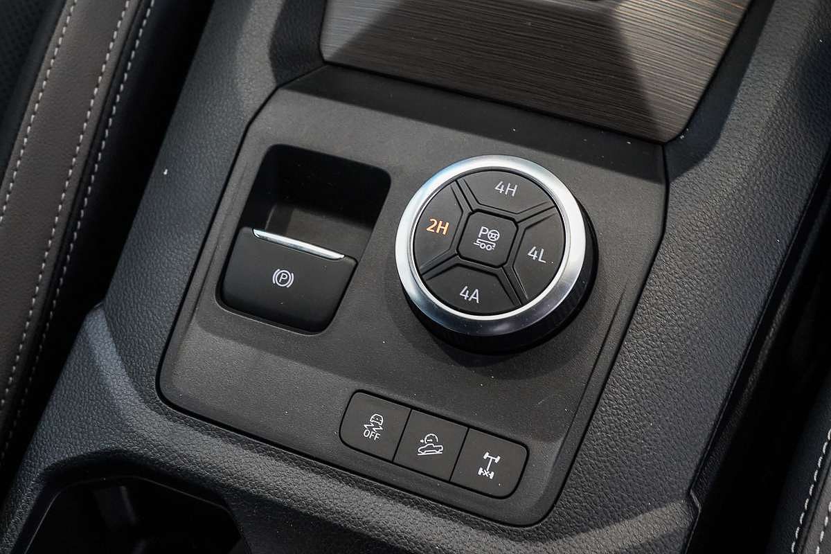 2025 Volkswagen Amarok TDI600 Style NF 4X4